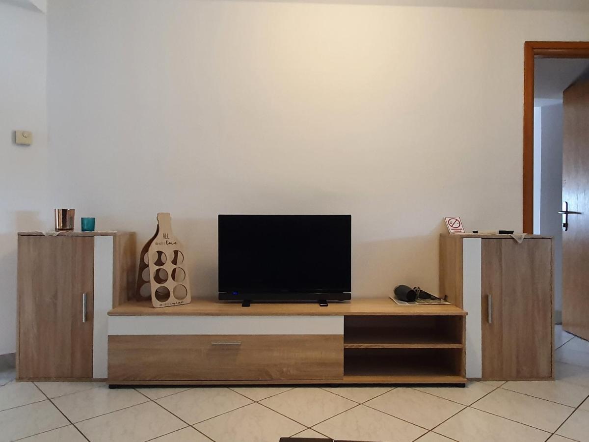 Apartments & Rooms Krk Krk Island Bagian luar foto