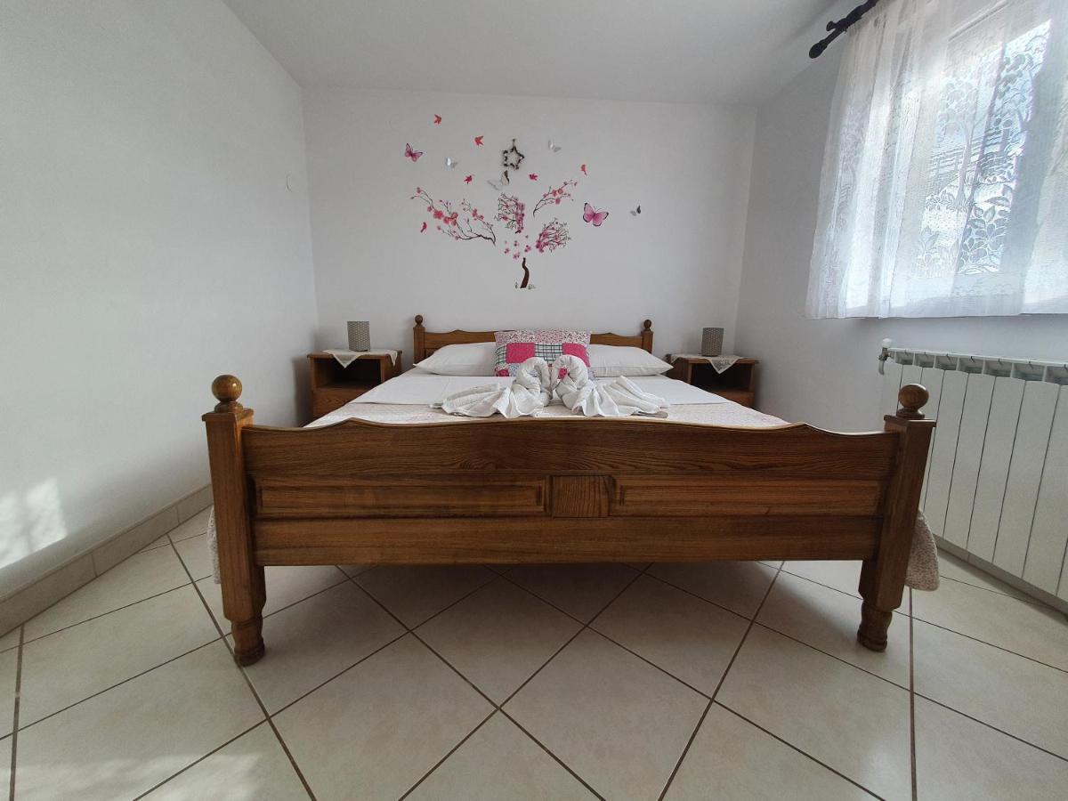 Apartments & Rooms Krk Krk Island Bagian luar foto